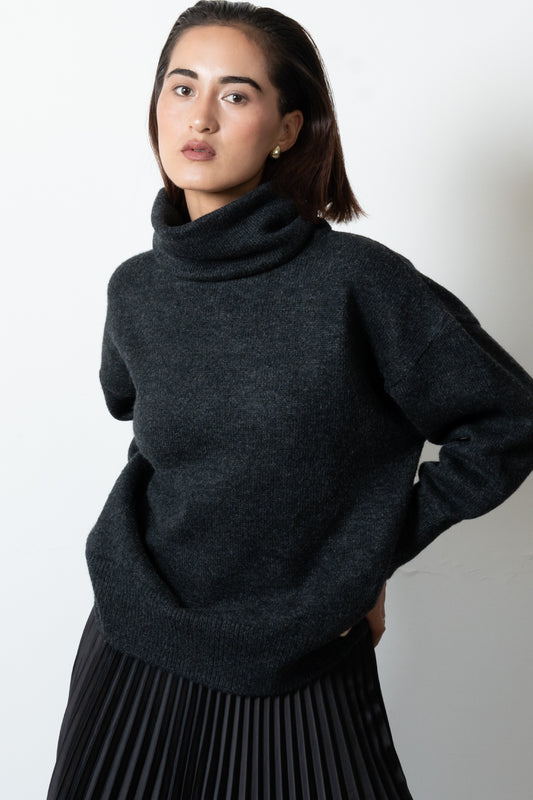 BLENDED WOOL OVERSIZED NEBULA CHARCOAL HIGHNECK