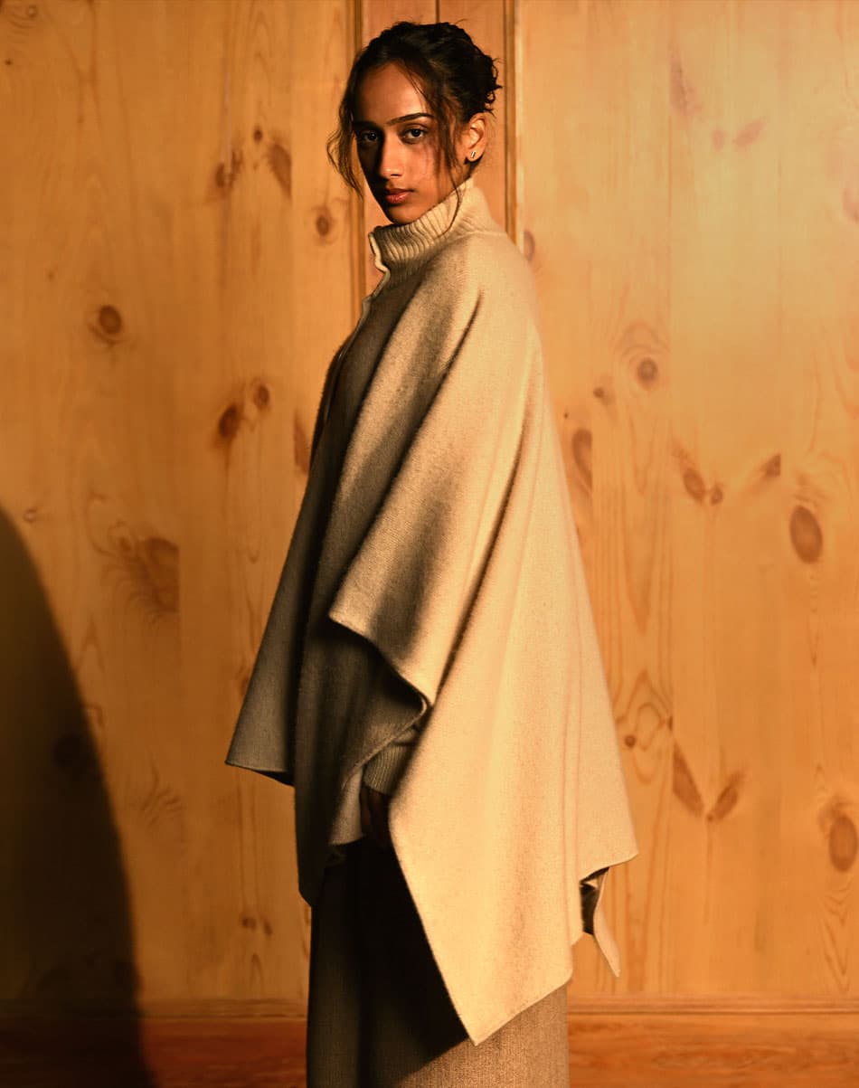 Natural Ecru Pure Cashmere Poncho