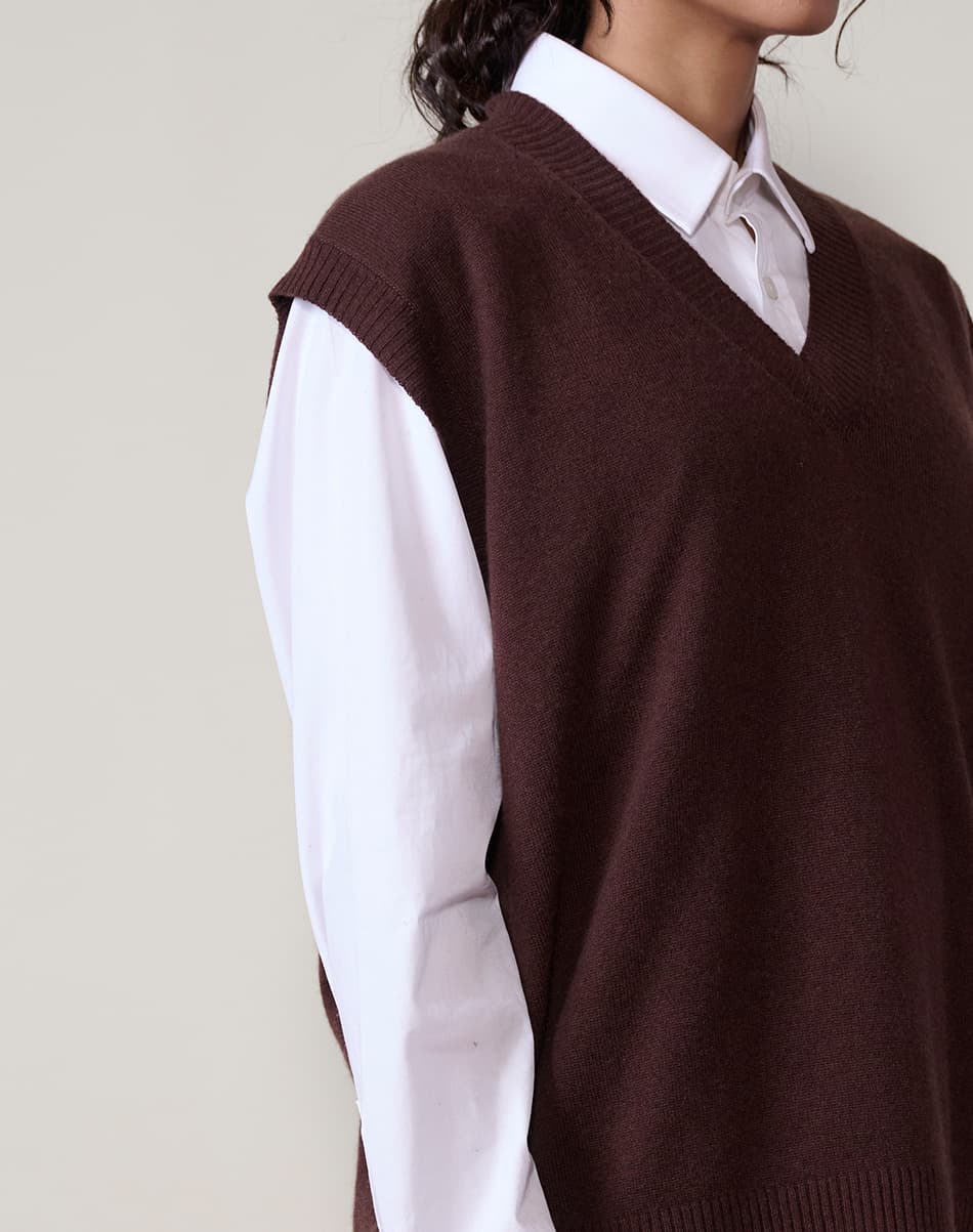 Café Brown Pure Cashmere V-Neck 3